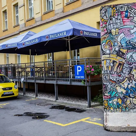 A&o Hauptbahnhof Hotel 2*