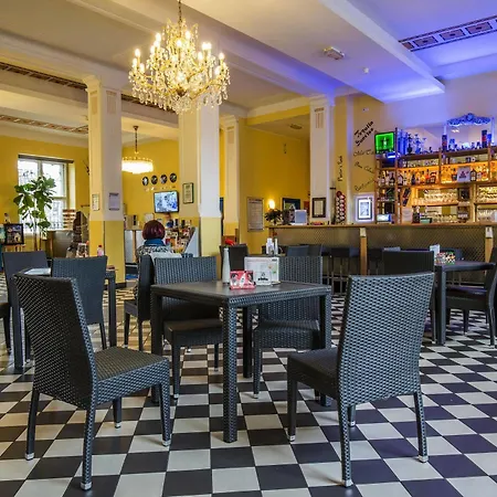 A&o 하우프트반호프 호텔 2*